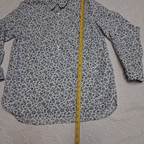 GAP Women's  Size S White and Blue Patterned Shirt - Picture 11 of 15
